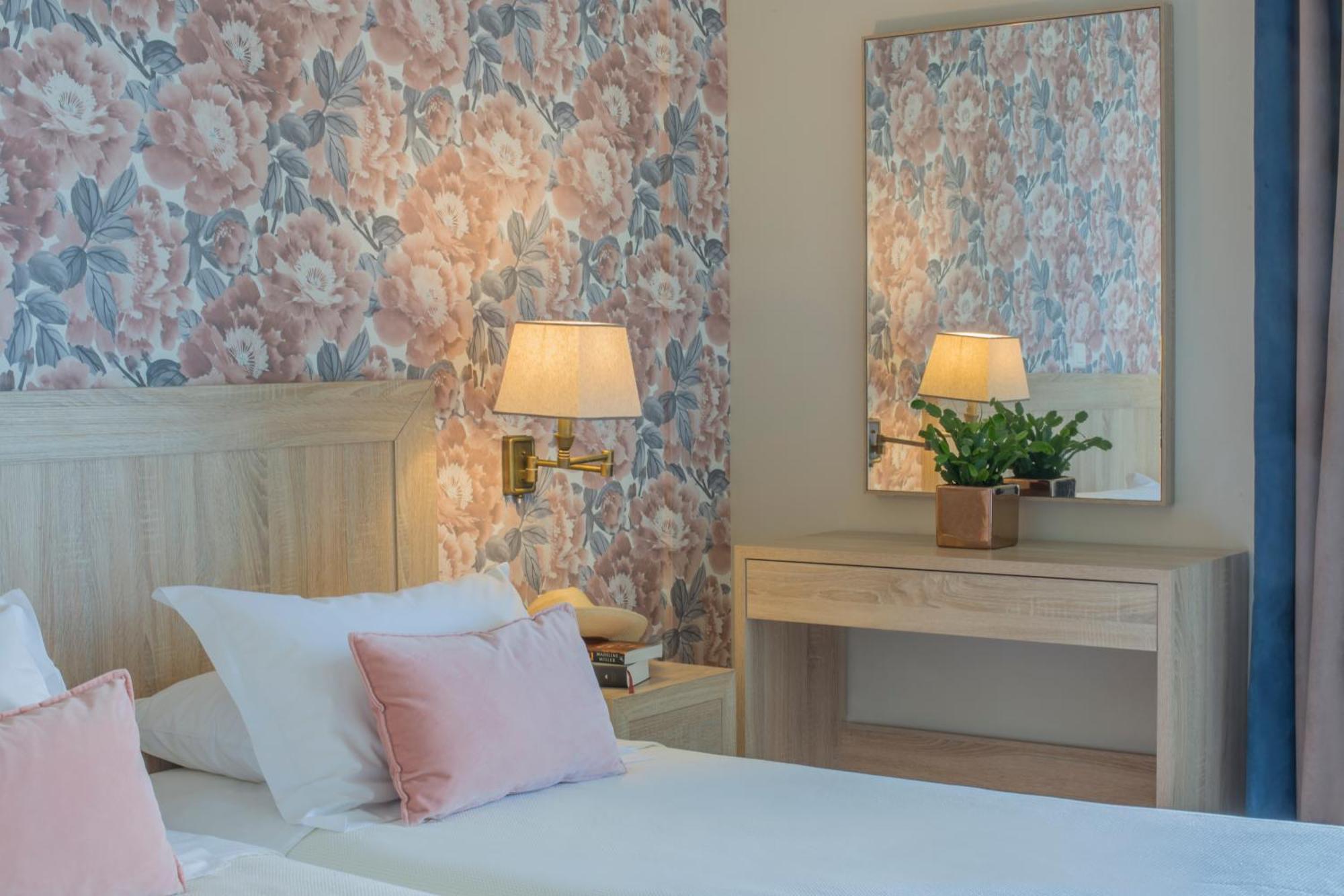 Two Bedroom Apartment Lycabettus Hill View
